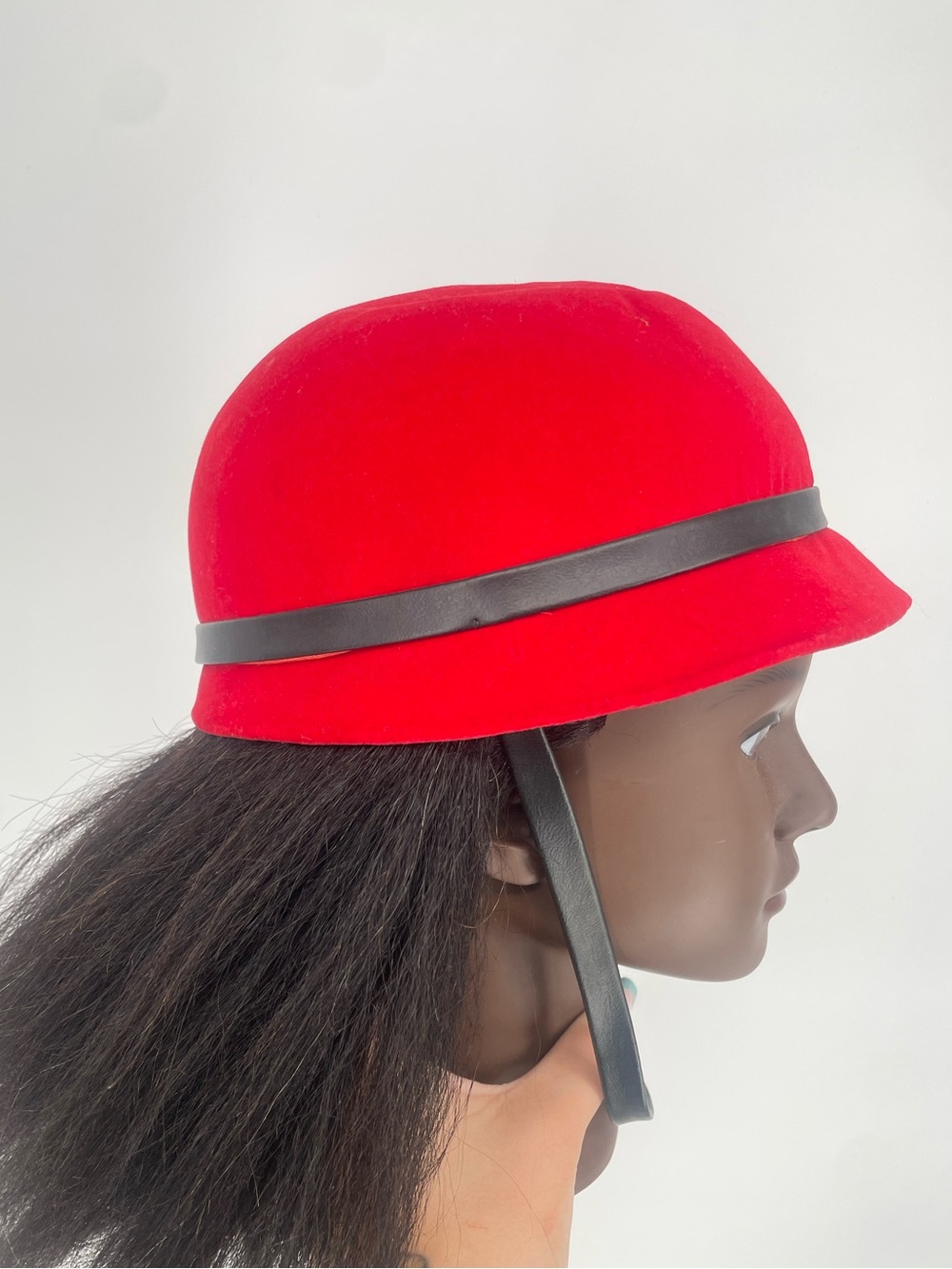 60s Mr. John Juniorette Red Riding Hat W Black Contrasting Trim & Chin Strap - Picture 5 of 11